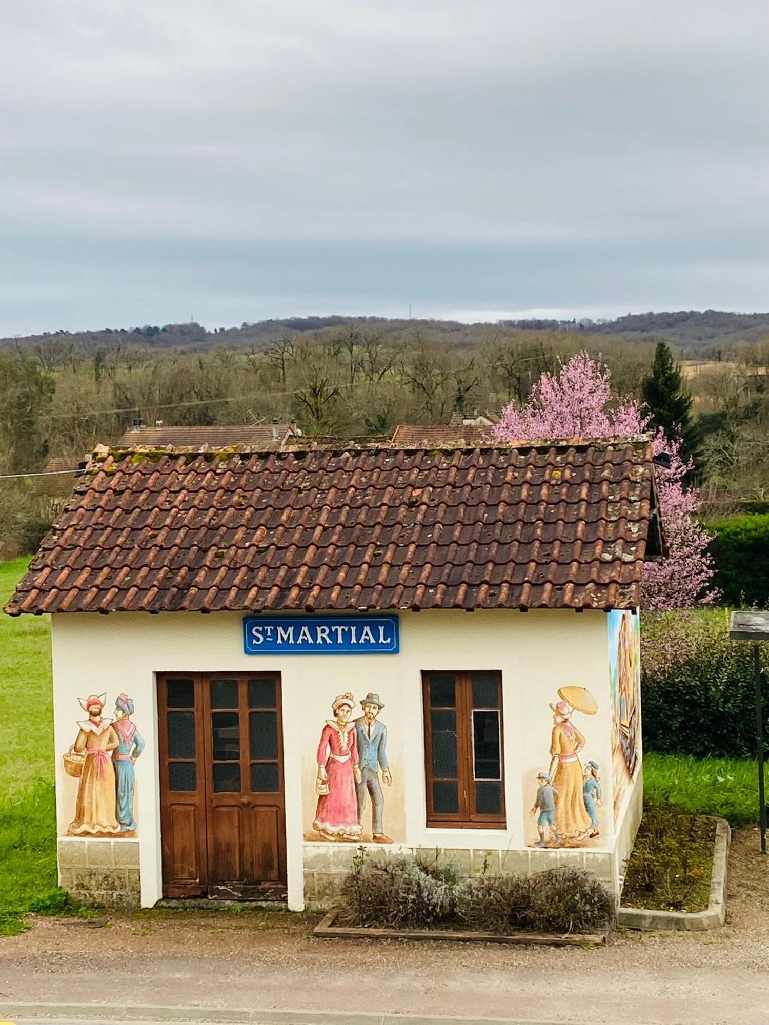 Saint-Martial-d'AlbaredeAncien Relais De Poste The Old Post Office住宿加早餐旅馆 外观 照片